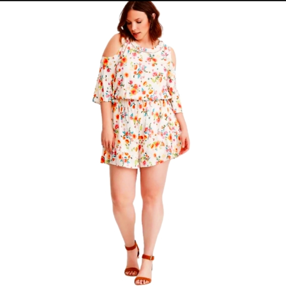 Torrid White Floral Cold Shoulder Romper Sz 2X